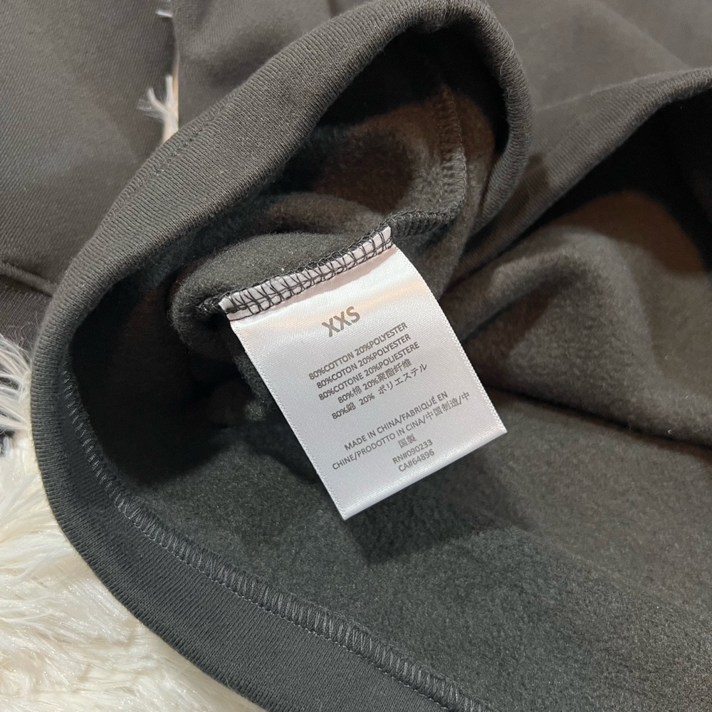 NWT Fear of God Iron Oversized Crewneck Sweatshirt - Picture 4 of 5